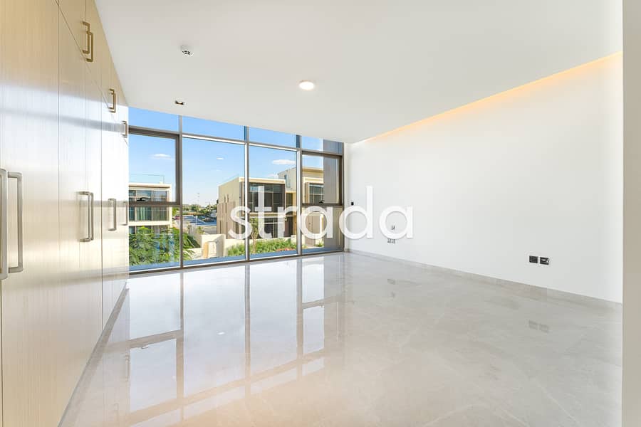 Four BR | Burj View | Park Backing - Image 15