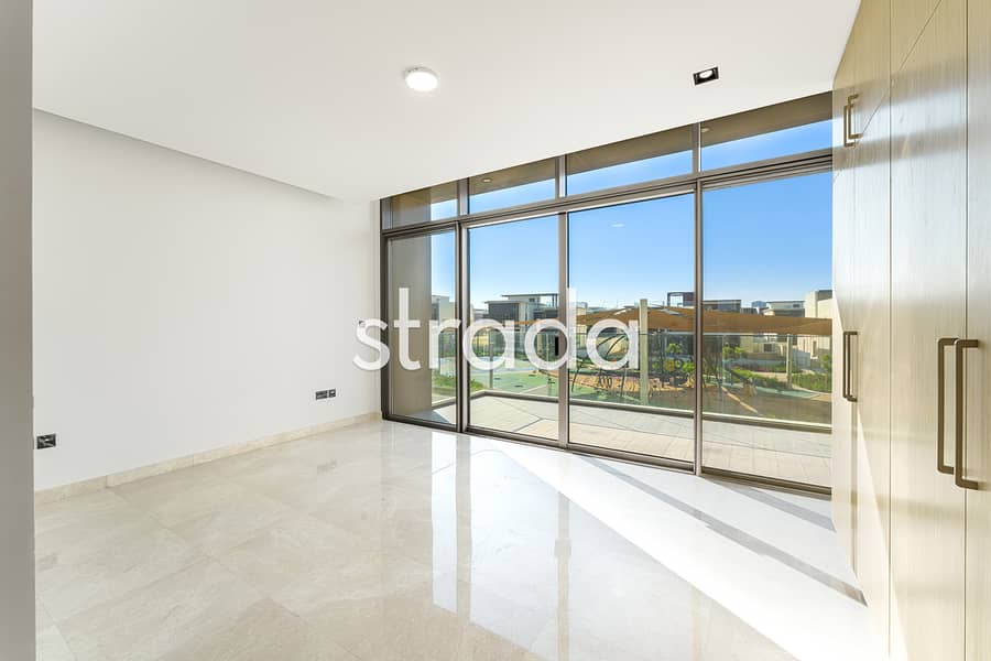 Four BR | Burj View | Park Backing - Image 18