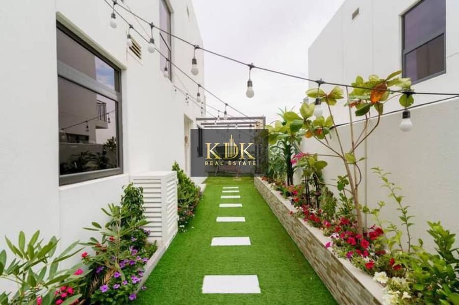 3 Beds + Maid | Desert View | Corner | Semi Furnished - Image 14