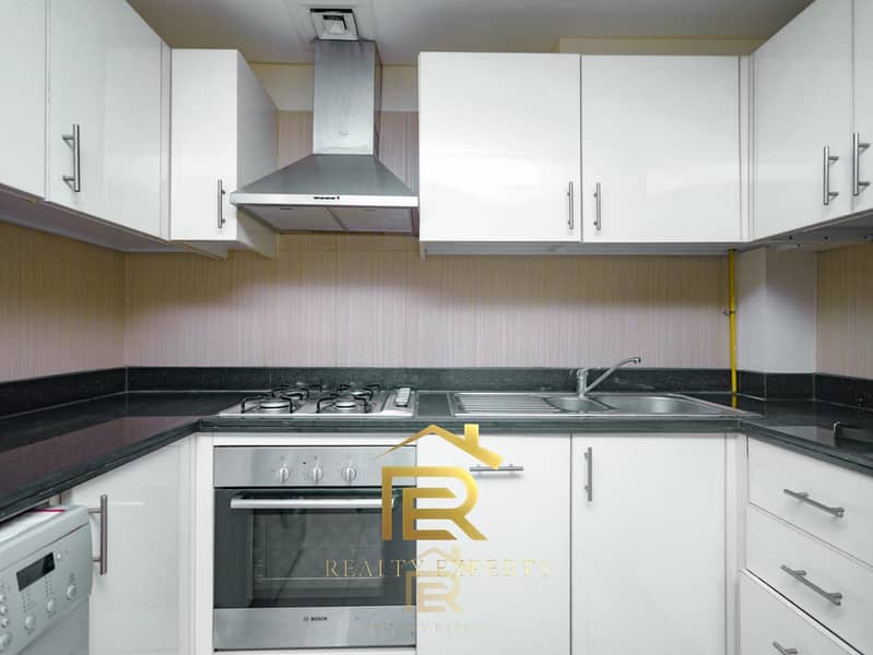 INVESTOR DEAL | SPACIOUS LAYOUT | PRIME LOCATION - Image 10