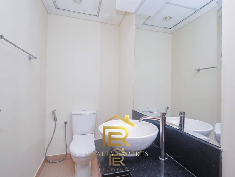 INVESTOR DEAL | SPACIOUS LAYOUT | PRIME LOCATION - Image 12