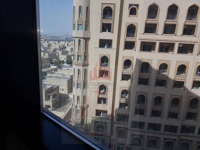 6 79384532_CP_photo. jpeg