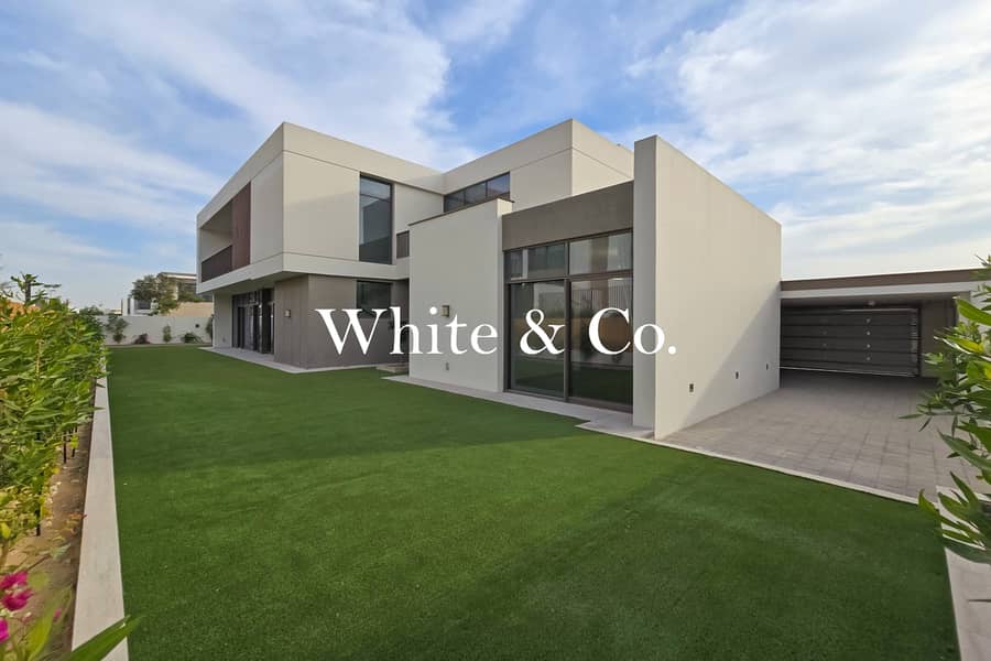 Fully Landscaped | Best Layout |Available - Image 9