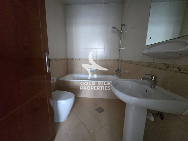 FULLY FURNISHED || LUURY LIVING || FOR FAMILY || PRIME LOCATION - Image 15