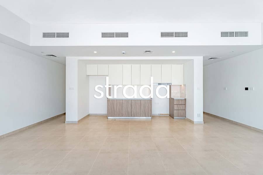 Straight Kitchen | Brand New | Perfect Location - Image 6