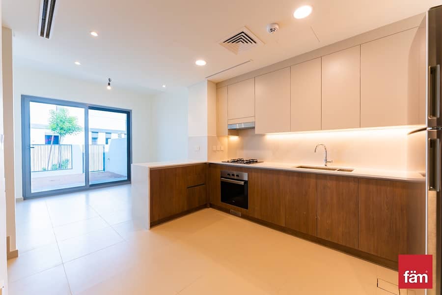 Pool View | 3 Bedroom | Single Row