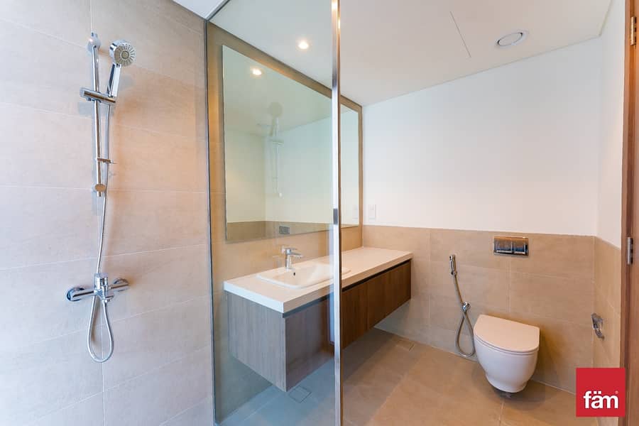 Pool View | 3 Bedroom | Single Row - Image 14