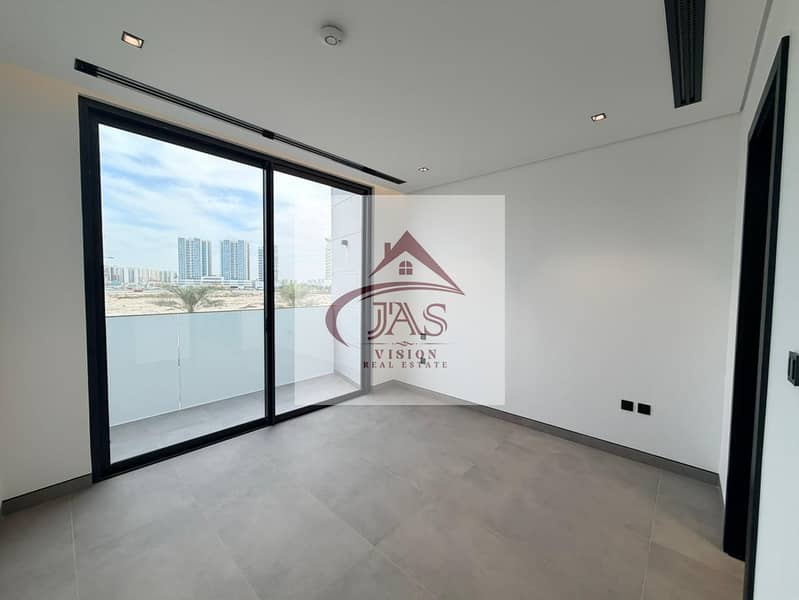 Exclusive Spacious Townhouse with Pool | Brand New - Image 16