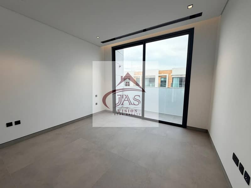 Exclusive Spacious Townhouse with Pool | Brand New - Image 15