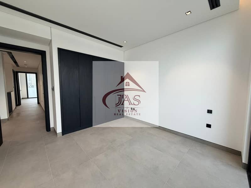 Exclusive Spacious Townhouse with Pool | Brand New - Image 18