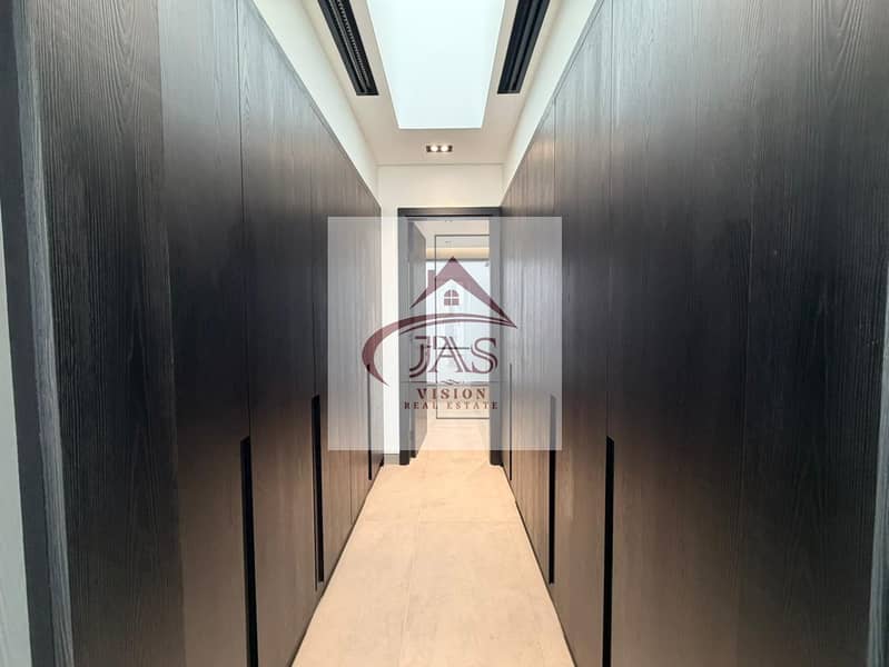 Exclusive Spacious Townhouse with Pool | Brand New - Image 22