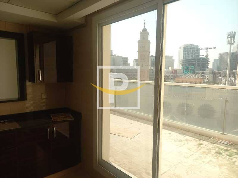 Huge 2BR Duplex| Community View | Prime Location