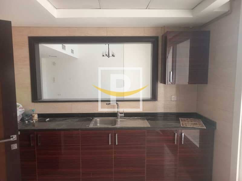 Huge 2BR Duplex| Community View | Prime Location - Image 6