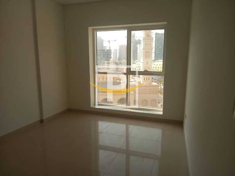 Huge 2BR Duplex| Community View | Prime Location - Image 7