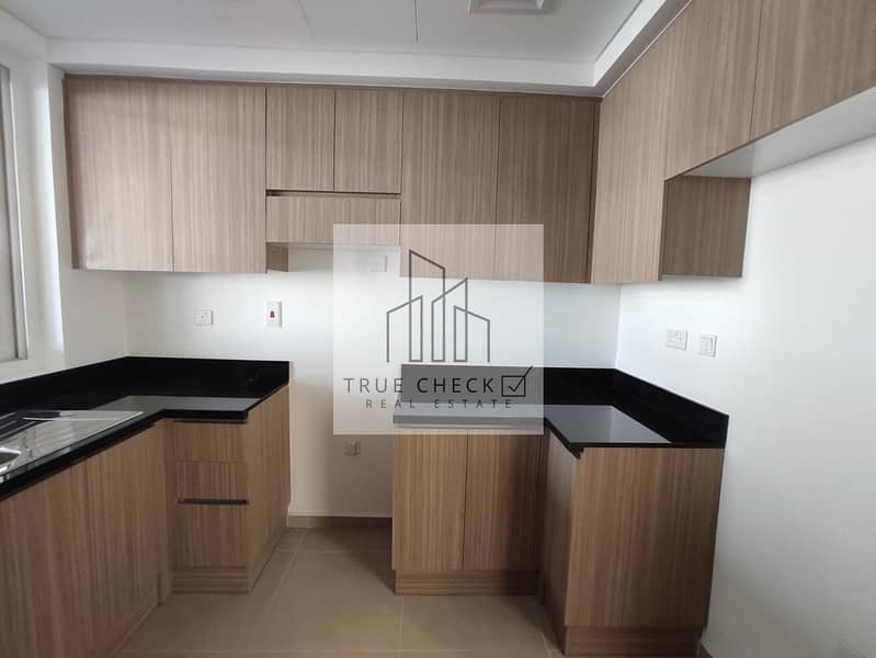 3 Bedroom with roof access | Vaastu complaint | Vacant