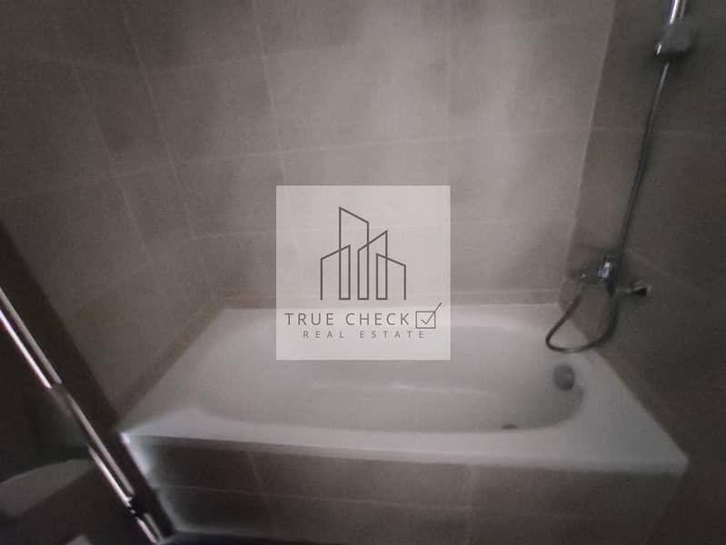 3 Bedroom with roof access | Vaastu complaint | Vacant - Image 18