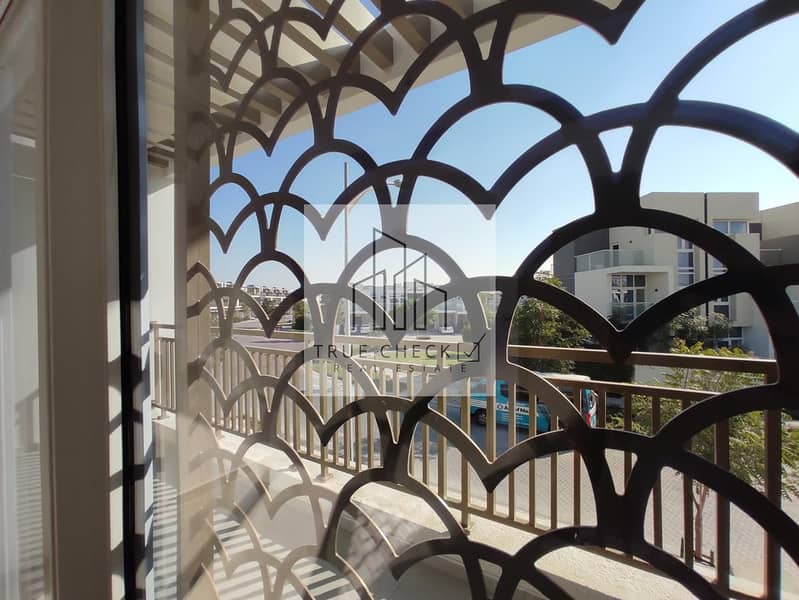 3 Bedroom with roof access | Vaastu complaint | Vacant - Image 24