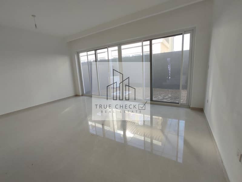 3 Bedroom with roof access | Vaastu complaint | Vacant - Image 31