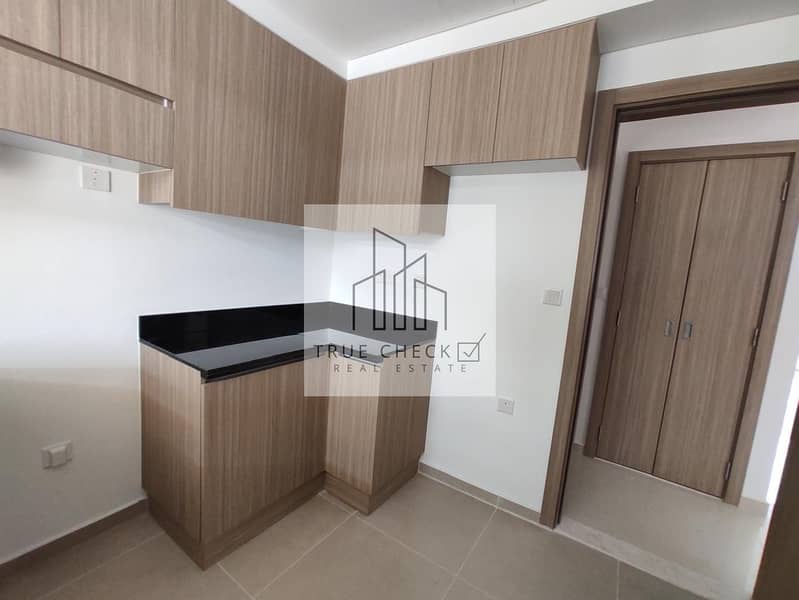 3 Bedroom with roof access | Vaastu complaint | Vacant - Image 34