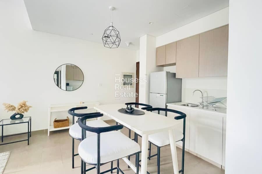 Modern Fully Furnished | Prime Location | Vacant - Image 10