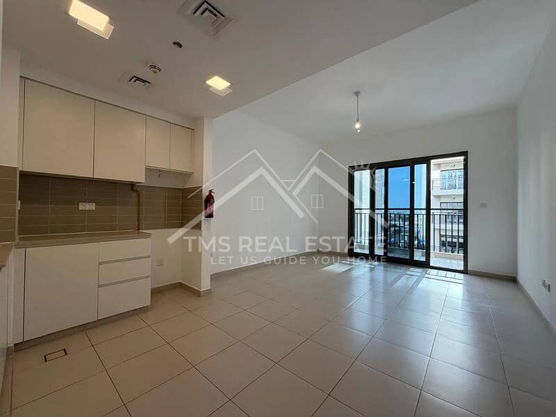 Exclusive | Vacant Now | Huge Unit With Balcony