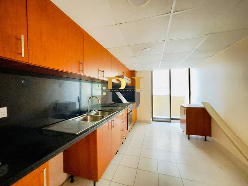 Spacious 3BHK in Golden Sands 1 | Prime Mankhool - Image 10