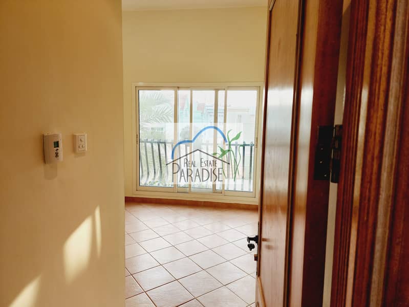 private entrance 3 bedrooms villa /private back yard /corner unit /living area/fitted kitchen /maids room/covered parking/ available for rent mirdif