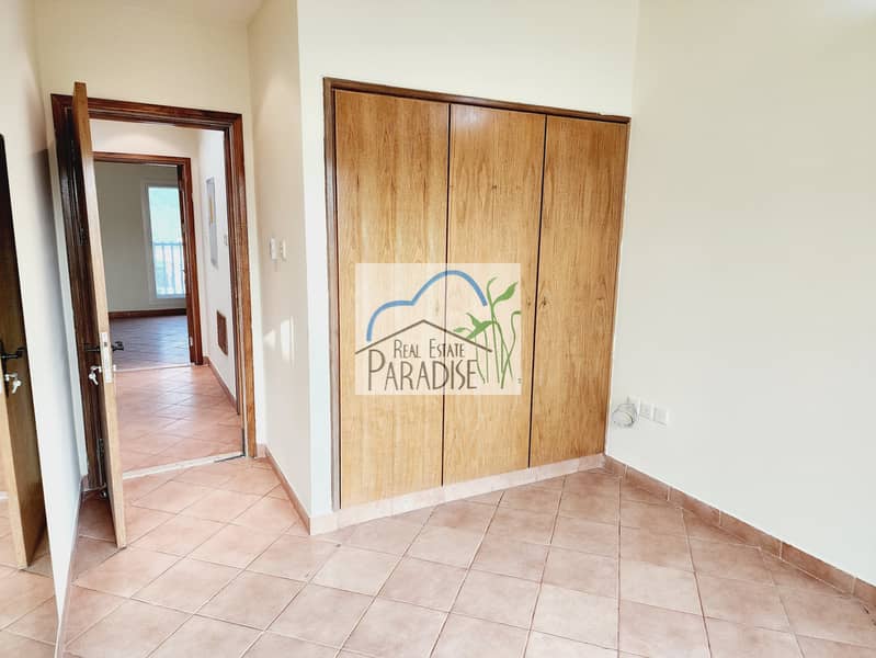 private entrance 3 bedrooms villa /private back yard /corner unit /living area/fitted kitchen /maids room/covered parking/ available for rent mirdif - Image 6