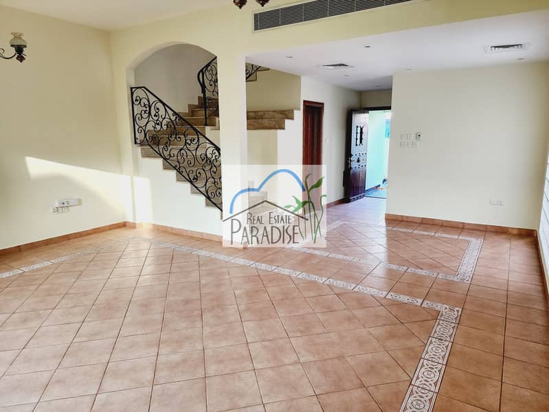 private entrance 3 bedrooms villa /private back yard /corner unit /living area/fitted kitchen /maids room/covered parking/ available for rent mirdif