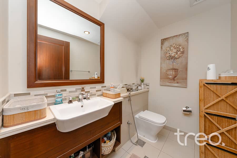 Exclusive | Prime Location | Large Plot - Image 11