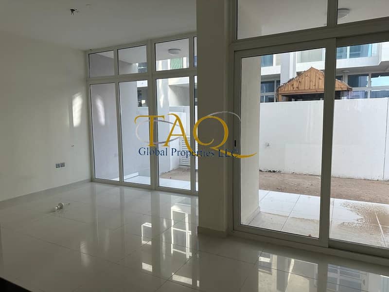 3 BEDROOM TOWNHOUSE | UNFURNISHED | ELEGANT & SPACIOUS | GATED COMMUNITY | - Image 12