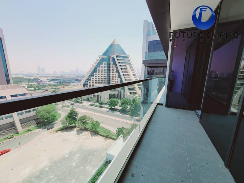 Lavish 2BHK With Maid |Terrace & Private Jacuzzi - Image 14