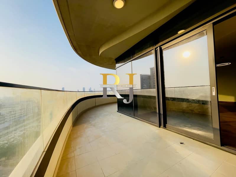 Beautiful 3BR In the Heart of Mankhool - Image 28