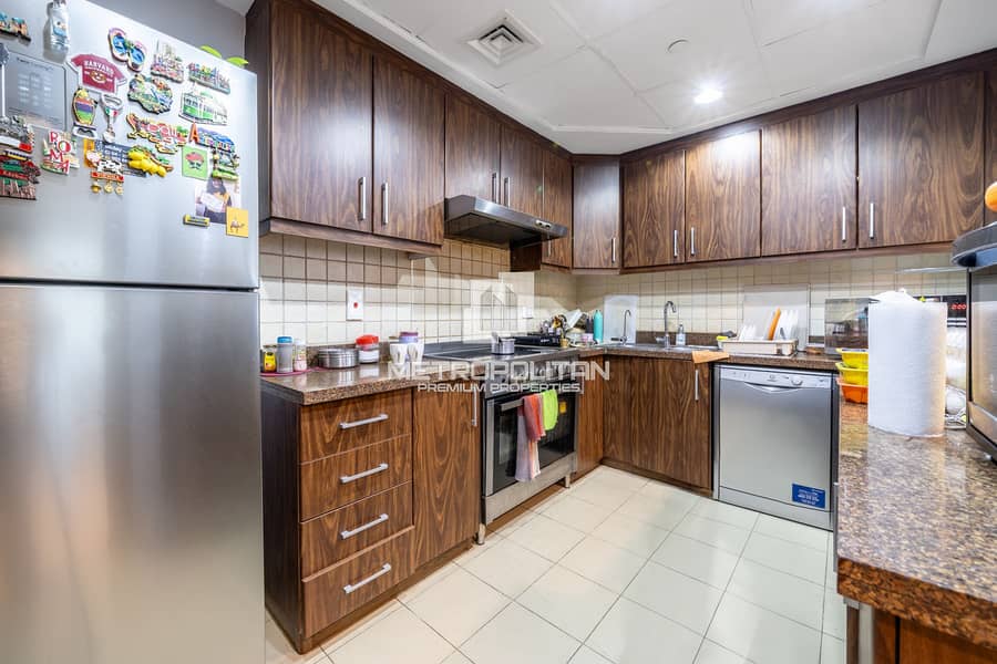 Spacious 3BR + Maid | High Floor | Vacant Dec 2025 - Image 6