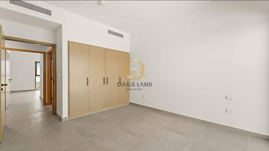 Spacious 3BR Villa | Single Row | Pool Facing | Open View - Image 7