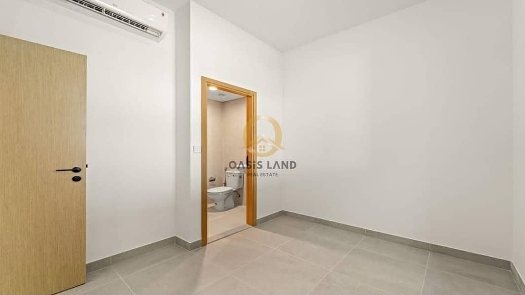 Spacious 3BR Villa | Single Row | Pool Facing | Open View - Image 10