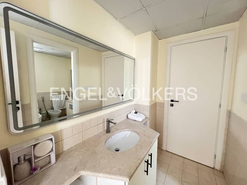 Lake View | Fully Furnished | Private Pool - Image 21