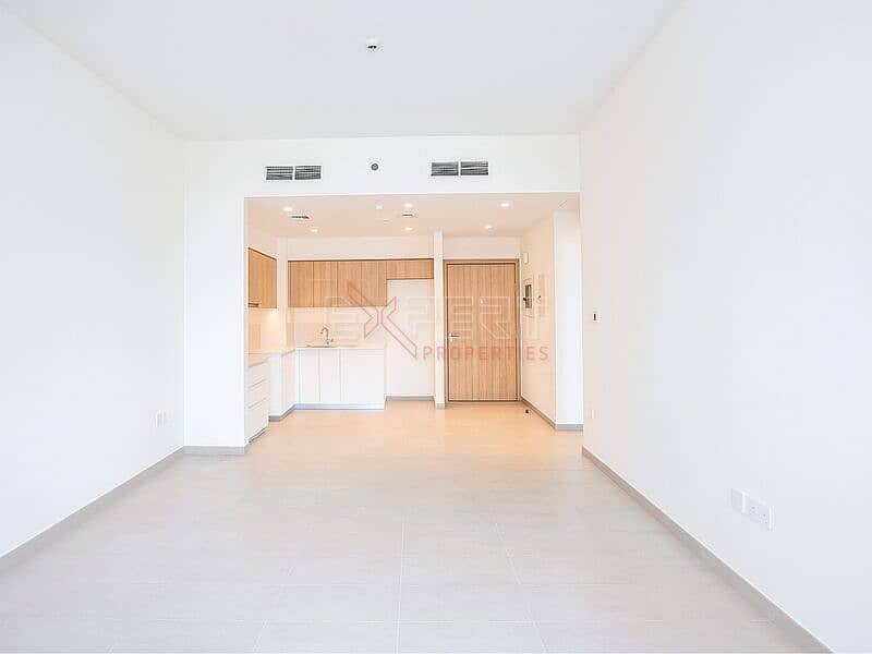 Stylish 1BHK | Beautiful City Views | Modern Finishes