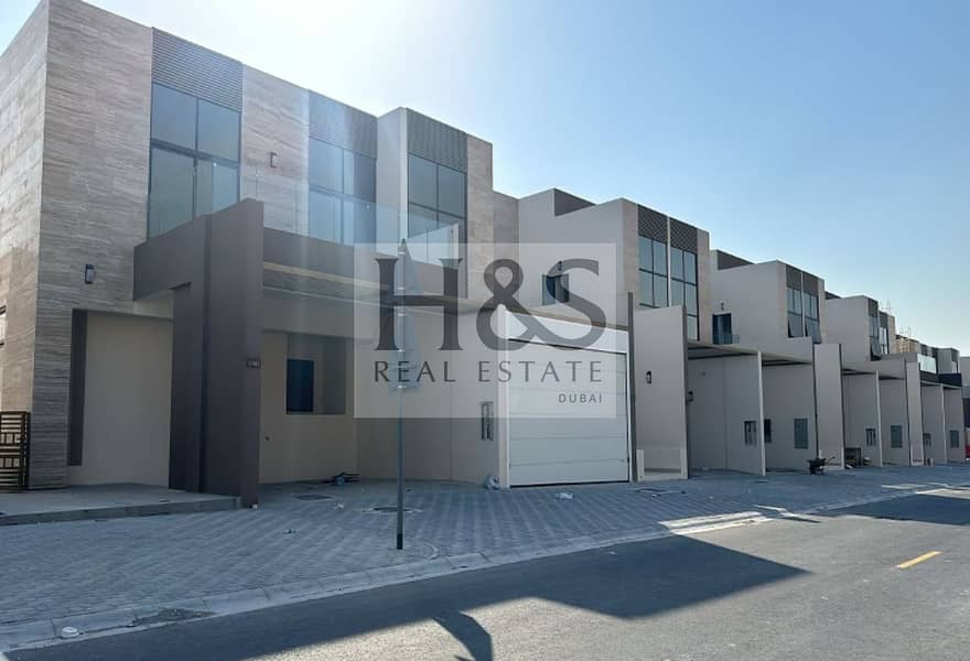 CORNER 4 BEDROOM ON PARK | BURJ AND SKYLINE VIEW - Image 11