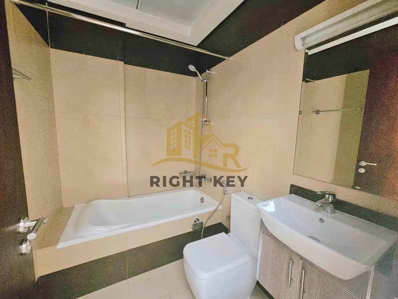 LUXURY HUGE 2BHK+Maid/ CLOSE KITCHEN / 95K - Image 6