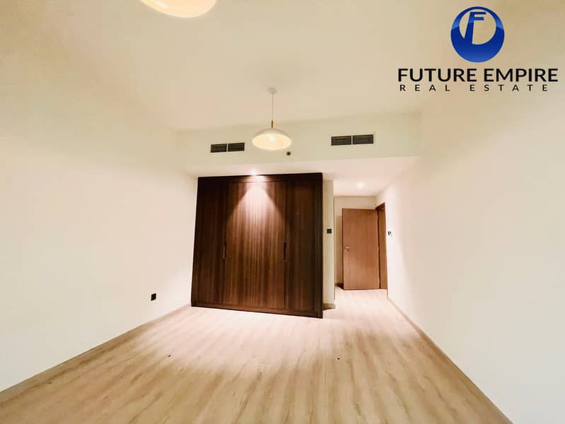 Modern 2BHK | Kitchen Appliances | Ready to Book