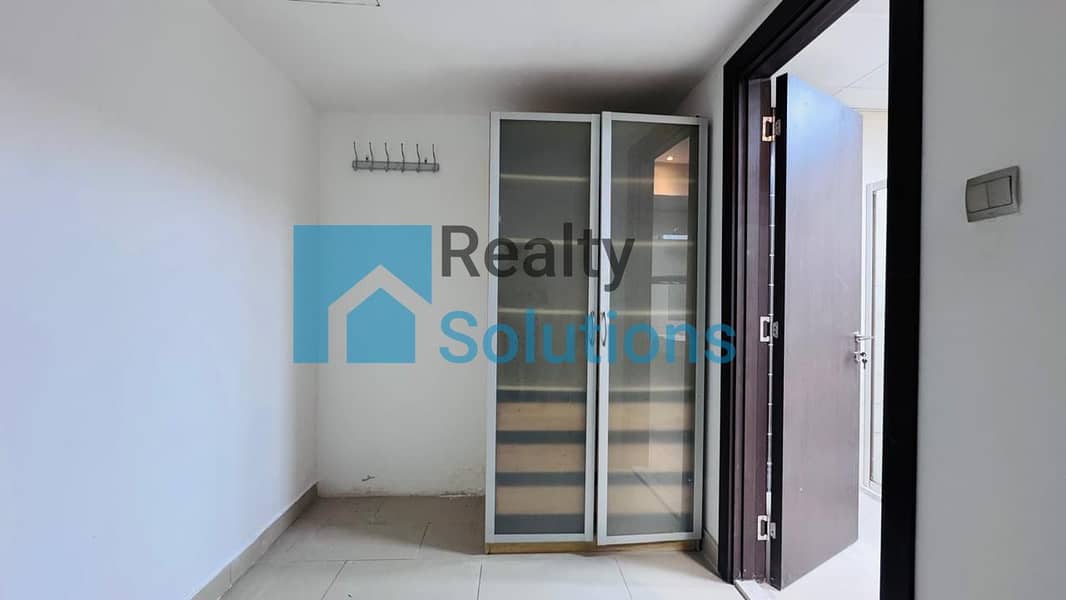 4Bedroom spacious | Ready To Movin | Well Maintained - Image 9