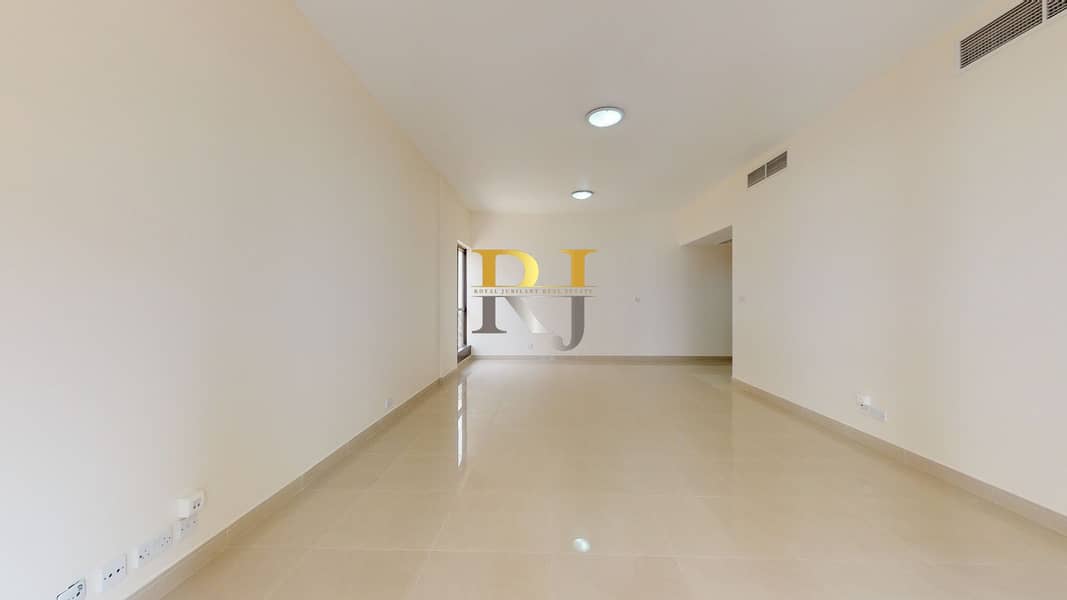 Elegant 4 BR Apt with Modern Amenities - Image 14