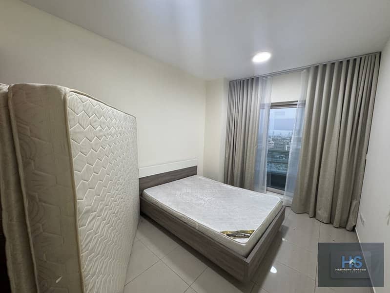 SPACIOUS 1 BEDROOM | HAD A BALCONY | CLOSE KITCHEN