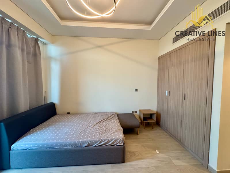 Furnished Studio | Skyline View | Vacant now
