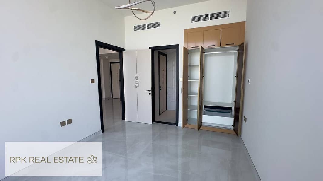 BRAND NEW | MODERN | PREMIUM LIVING - Image 8