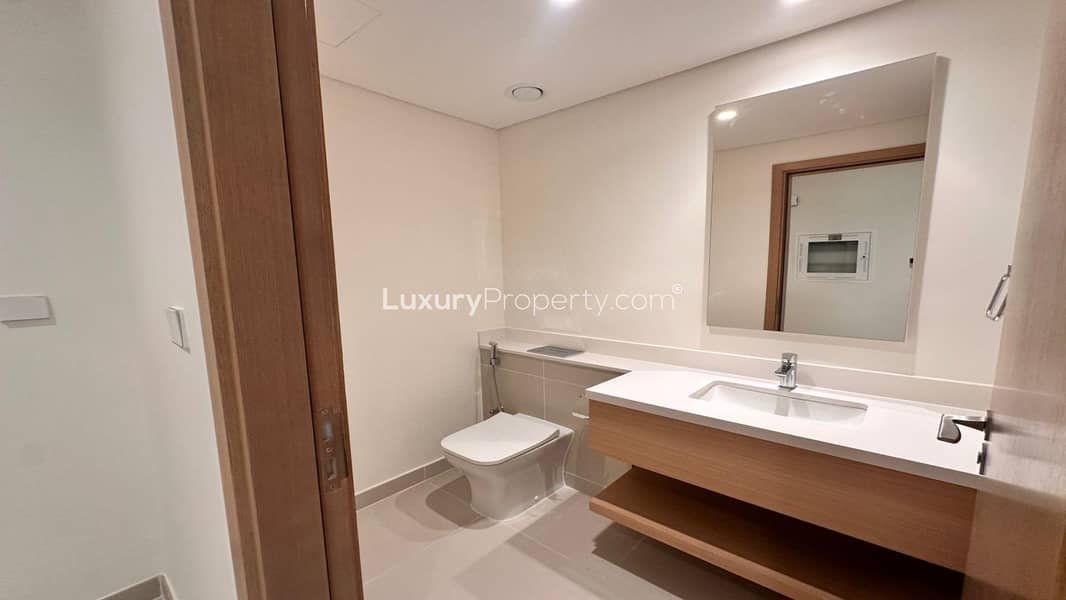 Just Handed Over | Water Front | Spacious - Image 7