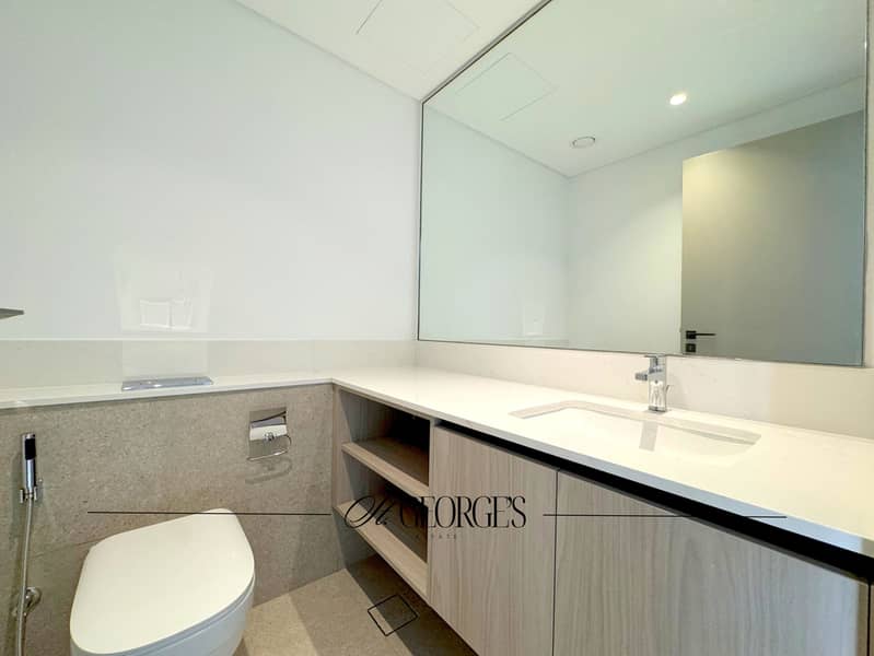 Vacant | Internal Plot | Closed Kitchen - Image 7