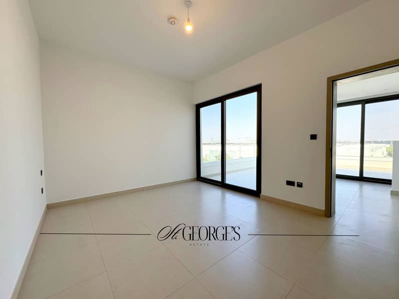 Vacant | Internal Plot | Closed Kitchen - Image 15