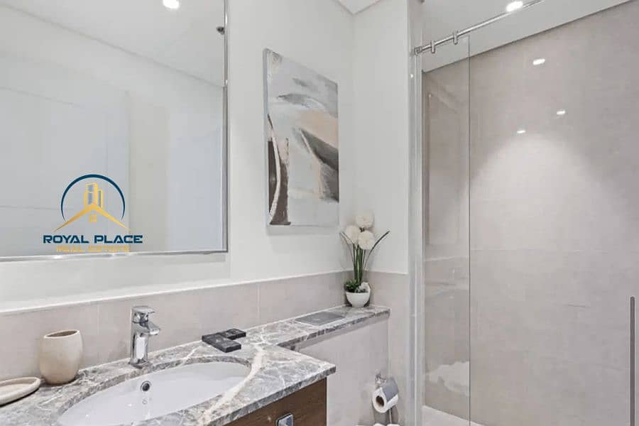 Spacious Layout | Luxury Living | Prime Opera District - Image 10